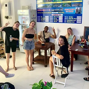 Dom And Bar Hoi An
