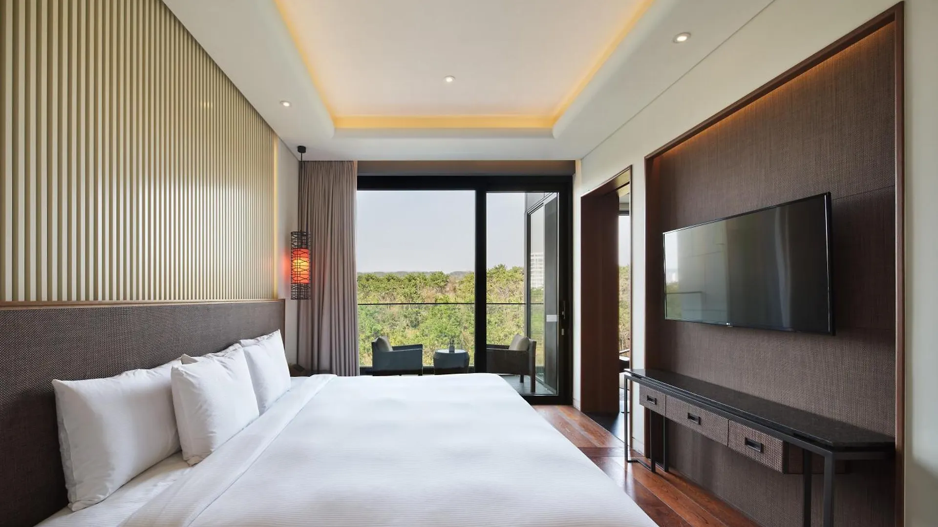 Hotel Ananti At Busan Cove