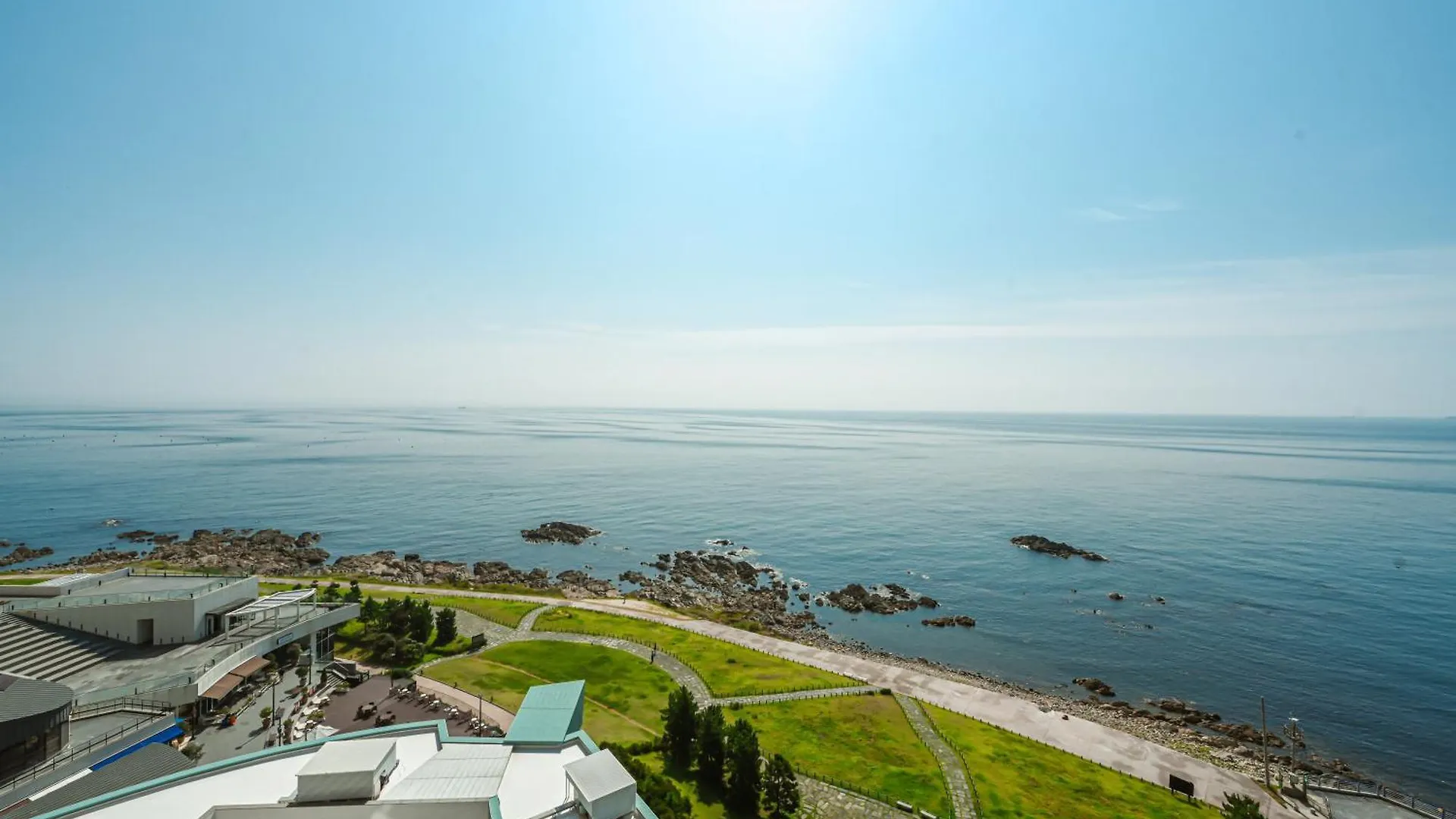 Hotel Ananti At Busan Cove
