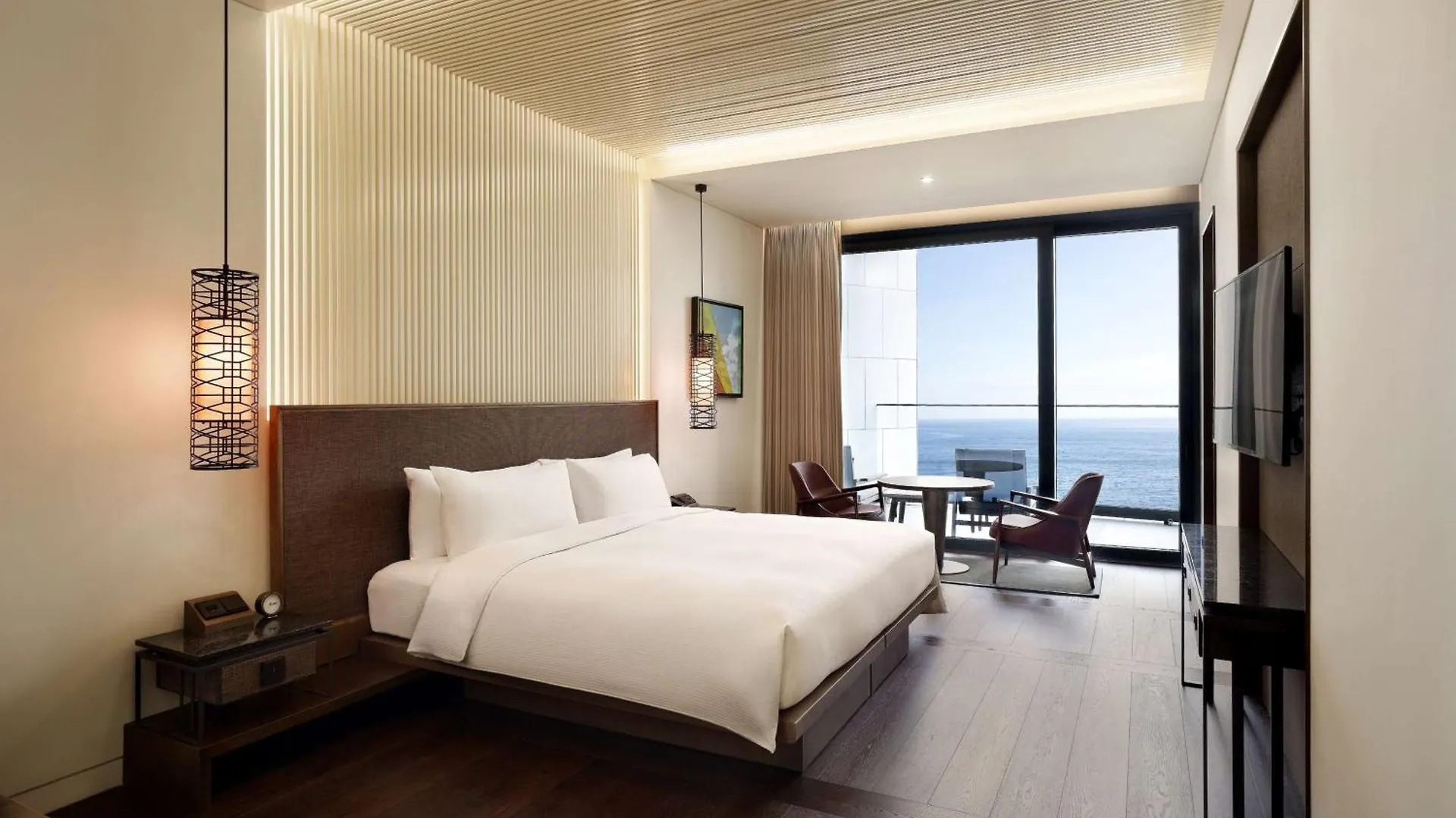 Ananti At Busan Cove 5*,
