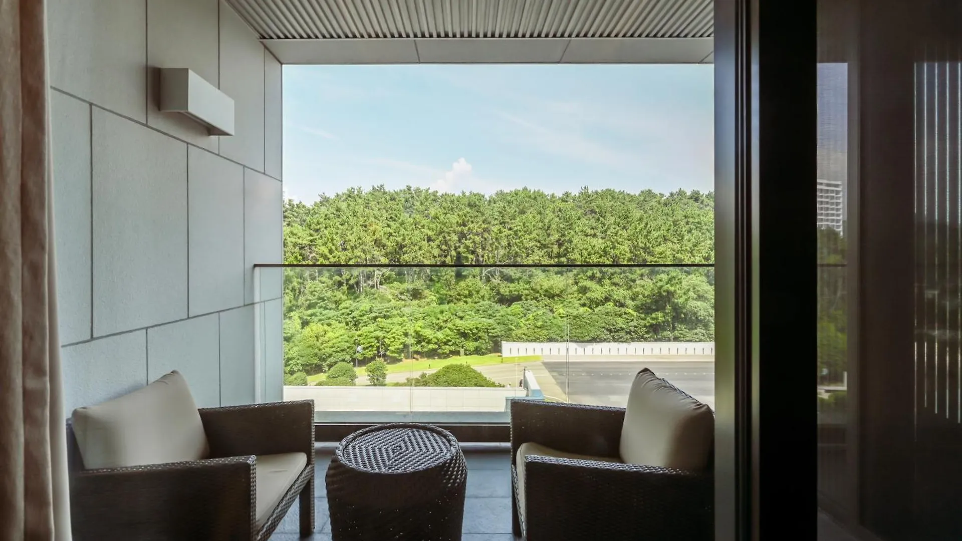 Hotel Ananti At Busan Cove